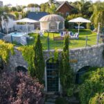 כניסה וחצר עליונה